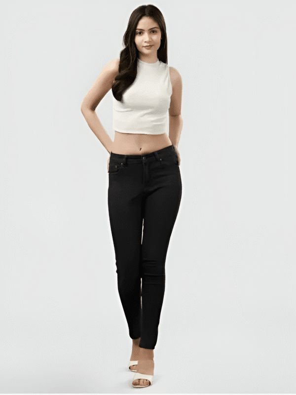 White Round Neck Top2